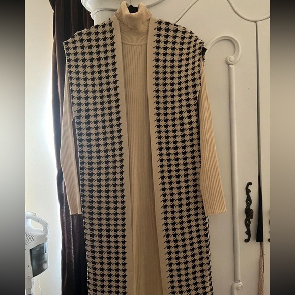 Beige and Black Houndstooth Long Cardigan Dress - Picture 13 of 14